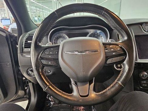 Used 2021 Chrysler 300 S RWD image 10