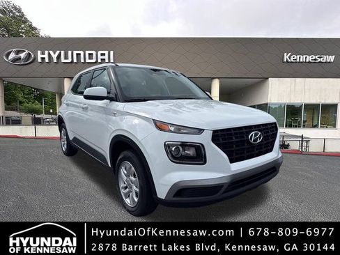 New 2026 Hyundai Venue SE FWD image 1