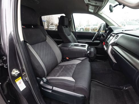 Used 2017 Toyota Tundra SR5 image 20