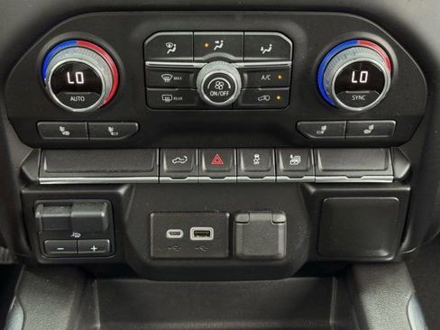Used 2021 Chevrolet Silverado 1500 RST AWD/4WD image 19