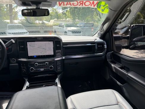 Used 2025 Ford F250 Lariat w/ Black Appearance Package AWD/4WD image 38