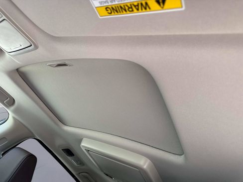 New 2026 Honda Odyssey Touring image 37