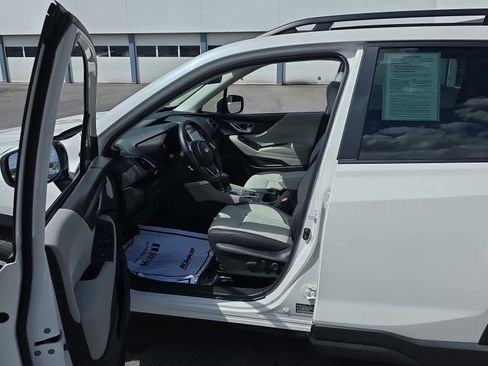 Certified 2023 Subaru Forester Premium AWD/4WD image 6