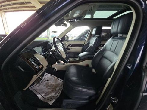 Used 2021 Land Rover Range Rover Westminster Edition image 3