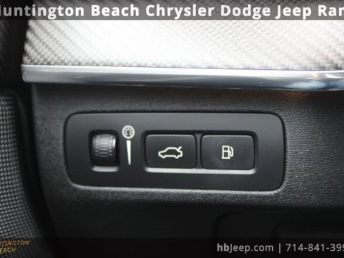 Used 2019 Volvo XC90 T8 R-Design w/ Advanced Package image 20