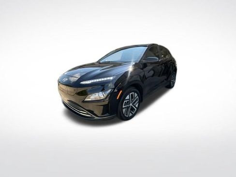 Used 2023 Hyundai Kona SE FWD image 7
