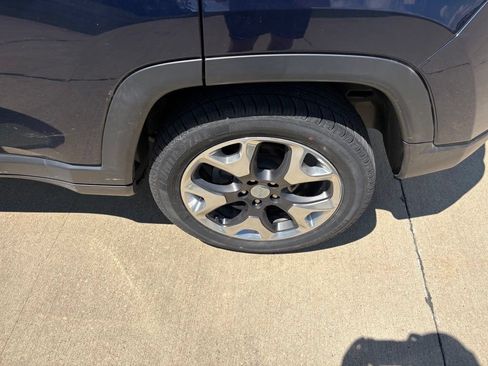 Used 2019 Jeep Compass Limited AWD/4WD image 22