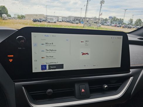 Used 2024 Lexus UX 250h AWD w/ Premium Package image 30