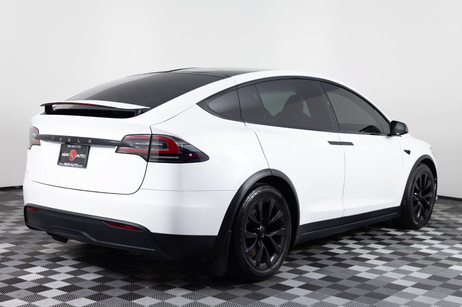 Used 2023 Tesla Model X AWD/4WD image 7