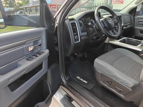 Used 2015 RAM 1500 Lone Star RWD image 11