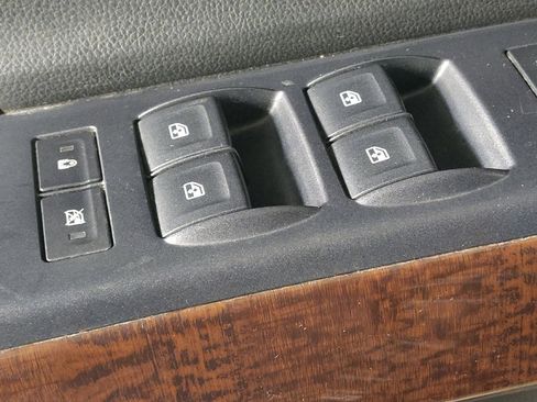 Used 2015 GMC Sierra 1500 SLE w/ SLE Value Package image 27