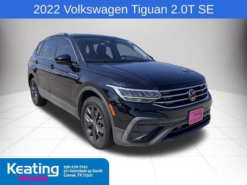 Used 2022 Volkswagen Tiguan SE FWD image 1