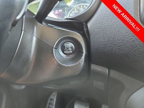 Used 2020 Jeep Renegade Altitude FWD image 22