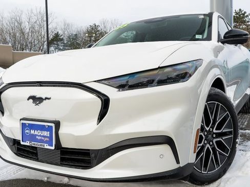 New 2025 Ford Mustang Mach-E Premium image 1