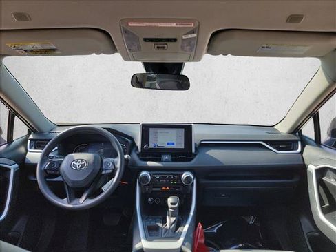 Used 2023 Toyota RAV4 LE FWD image 15