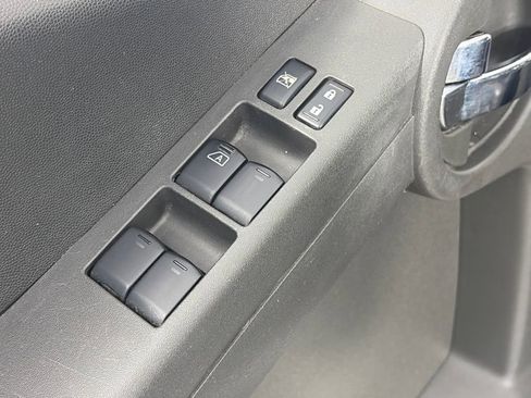Used 2012 Nissan Xterra PRO-4X w/ Pro-4x Leather Pkg image 23