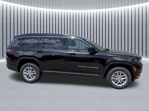 New 2026 Jeep Grand Cherokee L Laredo AWD/4WD image 4
