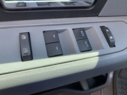 Used 2013 Ford F150 XLT image 23