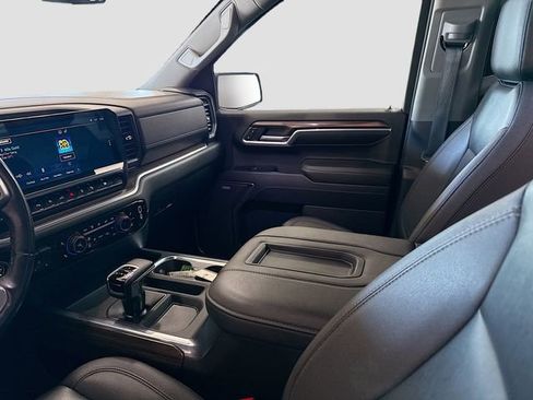 Used 2022 Chevrolet Silverado 1500 LT Trail Boss w/ LT Trail Boss Premium Package AWD/4WD image 25