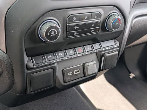 Used 2024 Chevrolet Silverado 1500 Custom image 24