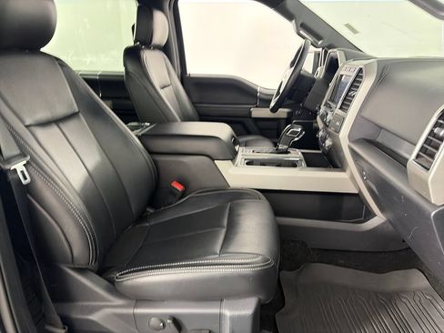 Used 2020 Ford F150 Lariat w/ Equipment Group 502A Luxury AWD/4WD image 32