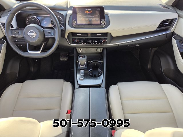Used 2023 Nissan Rogue SV w/ SV Premium B Package FWD image 15