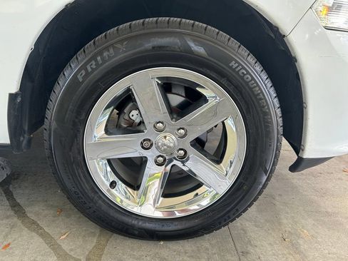 Used 2016 RAM 1500 Express RWD image 20