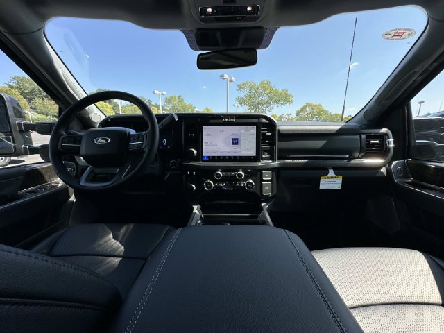 New 2026 Ford F250 Lariat w/ Black Appearance Package AWD/4WD image 38