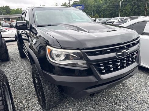 Used 2018 Chevrolet Colorado ZR2 AWD/4WD image 2