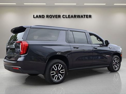 Used 2024 GMC Yukon XL AT4 w/ AT4 Premium Package AWD/4WD image 5