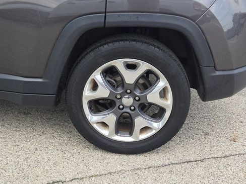 Used 2018 Jeep Compass Limited w/ Navigation Group FWD image 14