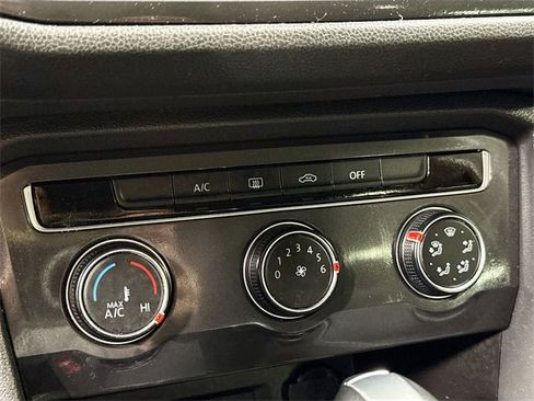 Used 2021 Volkswagen Tiguan S image 17