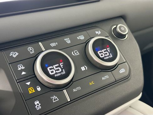 Certified 2025 Land Rover Defender 130 S image 17