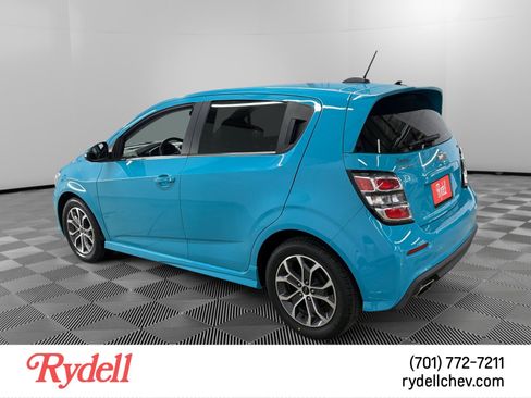 Used 2020 Chevrolet Sonic LT w/ Convenience Package FWD image 3