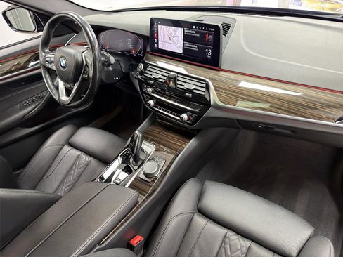Used 2021 BMW 530i xDrive w/ Convenience Package AWD/4WD image 26