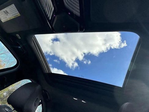 Used 2019 BMW 330i xDrive 330i xDrive image 14