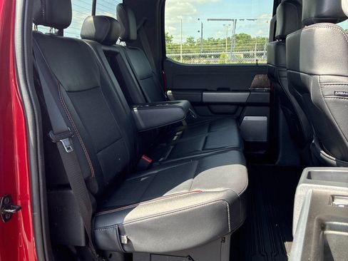 Used 2023 Ford F250 Lariat w/ Lariat Ultimate Package AWD/4WD image 31