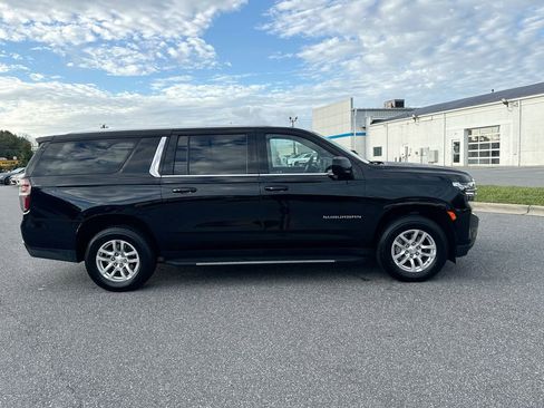 Certified 2024 Chevrolet Suburban LT image 7