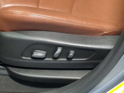 Used 2024 Cadillac XT5 Sportv AWD/4WD image 17