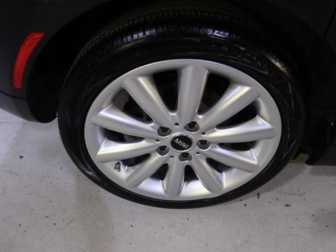 Used 2015 MINI Cooper S image 39
