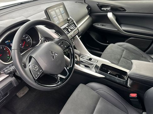 Used 2025 Mitsubishi Eclipse Cross SE image 12