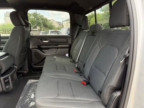 New 2026 RAM 1500 Express image 17