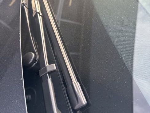 Used 2026 Tesla Model Y 2WD image 26