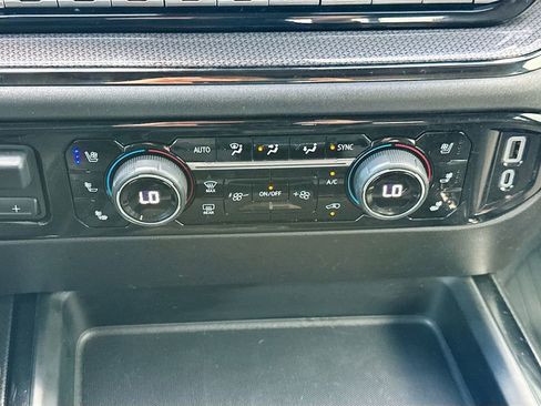 Used 2025 Chevrolet Silverado 2500 ZR2 w/ ZR2 Bison Edition image 13