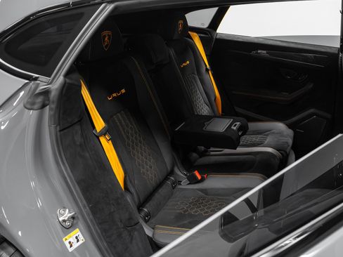 Used 2023 Lamborghini Urus Performante image 30