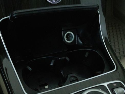 Used 2015 Mercedes-Benz C 300 4MATIC Sedan image 21
