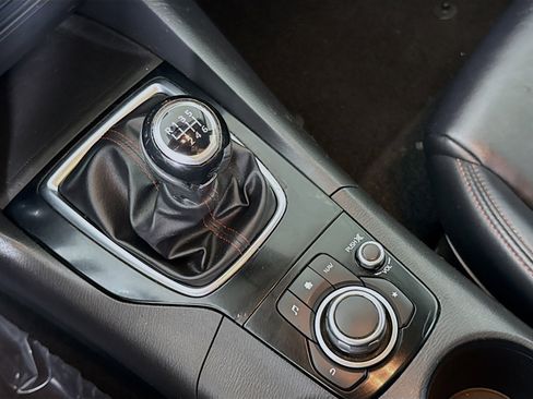 Used 2016 MAZDA MAZDA3 i Grand Touring image 20