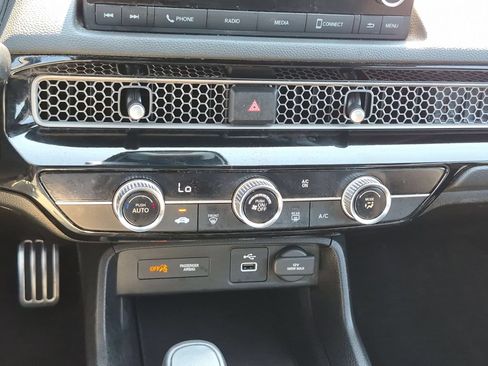 Used 2024 Honda Civic Sport image 25