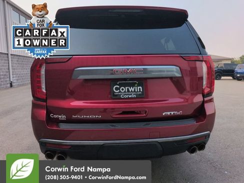 Used 2023 GMC Yukon XL AT4 w/ AT4 Premium Plus Package AWD/4WD image 4