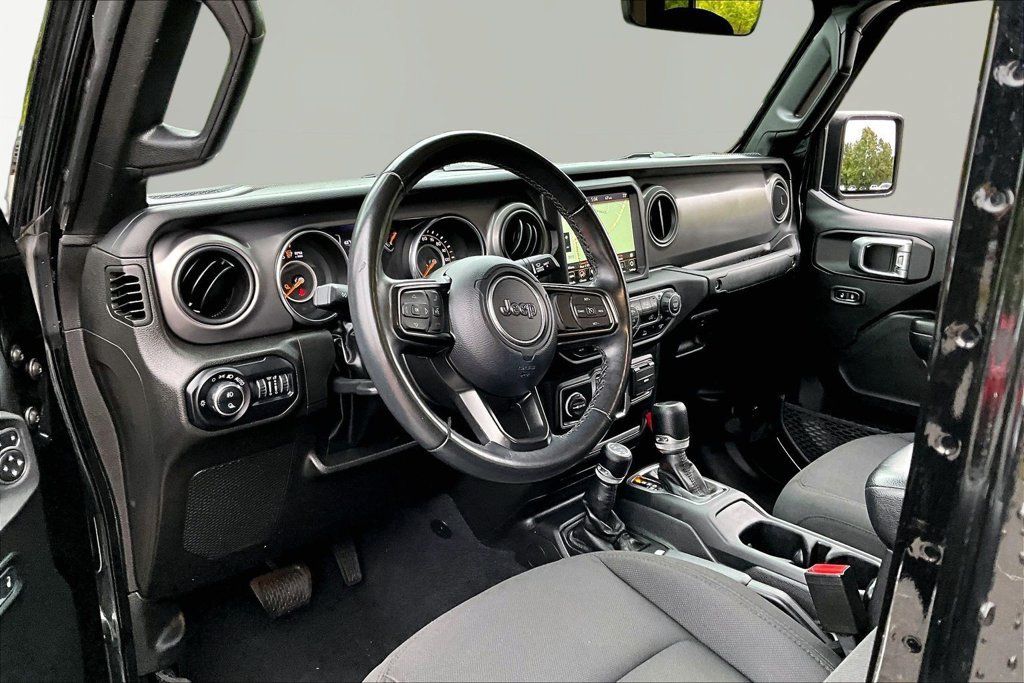 Used 2022 Jeep Gladiator Sport AWD/4WD image 12